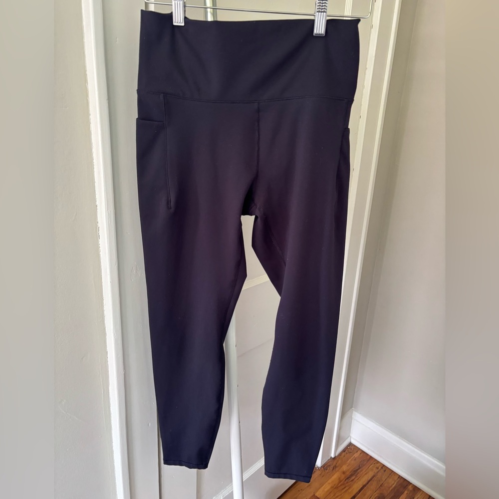 Spyder Women’s  High Waisted Black Active Leggings with pockets Sz Lg